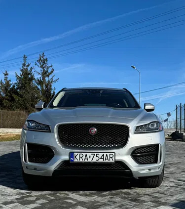 małopolskie Jaguar F-Pace cena 142999 przebieg: 188000, rok produkcji 2017 z Jaworzno